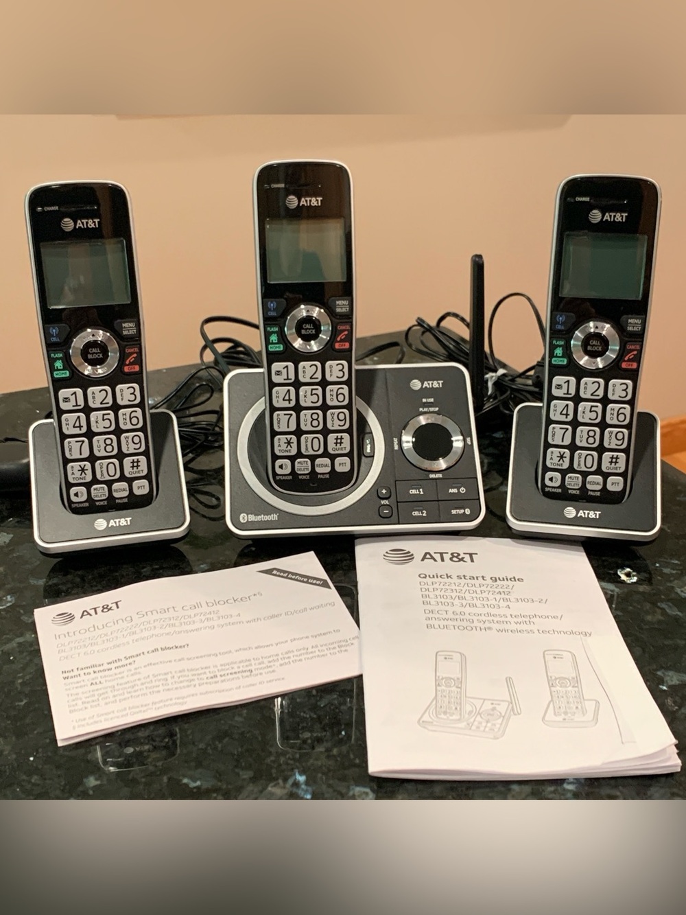 AT&T 3-Handset DECT 6.0 Cordless Phone System Bluetooth Connect to Cell EUC